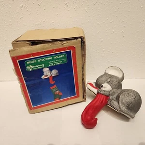 Vintage 1987 House Of Lloyd Christmas Around The World Mouse Stocking Holder - Picture 1 of 5
