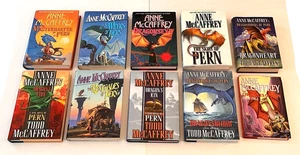 Anne McCaffrey Science Fiction Sci-Fi Fantasy Books Hardcover Lot of 10 - Imagen 1 de 22