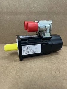 NEW KOLLMORGEN AKM21C-CKB2AA-00 / AKM21CCKB2AA00 Servomotor BRAND NEW - No Box - Picture 1 of 11