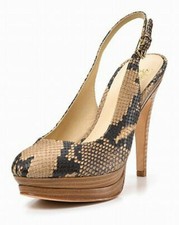 joan and david shoes wiki