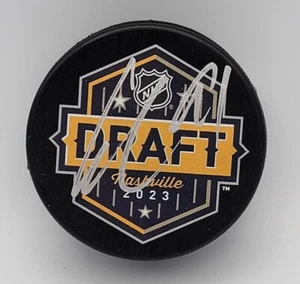 LEO CARLSSON ANAHEIM DUCKS TOP PICK FIRMADO NHL PUCK CERTIFICADO DE AUTENTICIDAD RARO - Imagen 1 de 2
