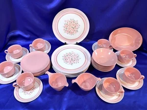 33 Pcs Vintage Lenox Ware Melamine Pink Dish Set Picnic Basket/Camper/Cookout - Picture 1 of 1
