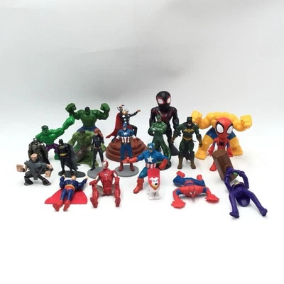 Lote de 20 figuras de juguete mixtas coleccionables Marvel DC Batman Spiderman Hulk Joker Foto 1 de 4
