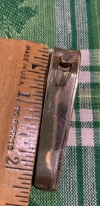 ❤️Vintage Nail Clippers Very Old 1960’s USA - Picture 1 of 5