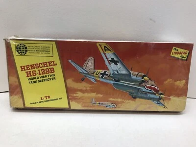 1975 Lindberg Henschel HS-129B Model Kit 474 WWII German Tank Destroyer Plane - Image 1 of 4