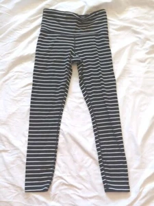 Athleta hoch geschnittene Elation Virasana Streifen schwarz & weiß Leggings Größe XSP S6 - Bild 1 von 7