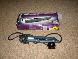 Vidal Sassoon Ceramic Hair Straightener Women Flat Iron Model VSST2957UK - Picture 1 of 5