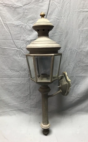 Vintage Large Brass Exterior Porch Lantern Wall Sconce Light Fixture 1468-22B Cover