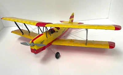 Dancing Wings Tiger Moth 1.0m RC Aircraft Fantastic condition, never flown! - Image 1 of 4