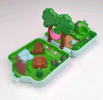 Игровой набор TOMY 1997 Polly Pocket Nintendo Pokemon Viridian Forest без аксессуаров - Изображение 1 из 4