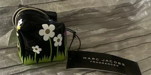 LMARC JACOBS Portamonete Nero Floreale Portamonete Pochette/Portamonete ..sux carino!!! Nuovo con etichetta - Foto 1 di 7