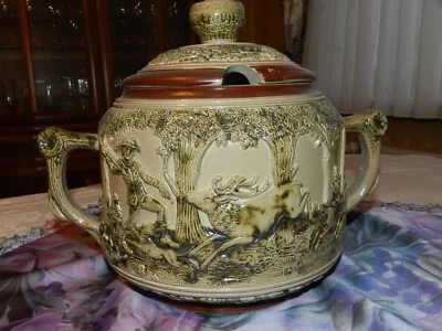 Terrine mit Deckel Keramik 50/60iger Jagdszenen 5l unbest. Herkunft [2153] - Bild 1 von 4