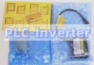 KEYENCE IL-100 Laser Sensor New In Box From Japan Expedited Shipping - Picture 1 of 6