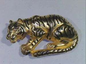 Doreen Ryan RARE Cat Brooch Pin Matte Gold Tone Clear Rhinestone Eyes - Picture 1 of 5