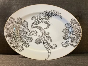 Plato para servir Anthropologie hecho en Japón motivo floral | Nuevo con etiqueta - Imagen 1 de 4