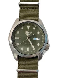 Seiko SRPG35 Herren Automatik Edelstahl Silber Armband Day Date.100m Khaki - Bild 1 von 9