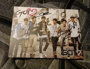 GOT7 GOT Auto LOVE CD Signed JB Jackson Jinyoung Youngjae BamBa Minty Rare OOP - Picture 1 of 8