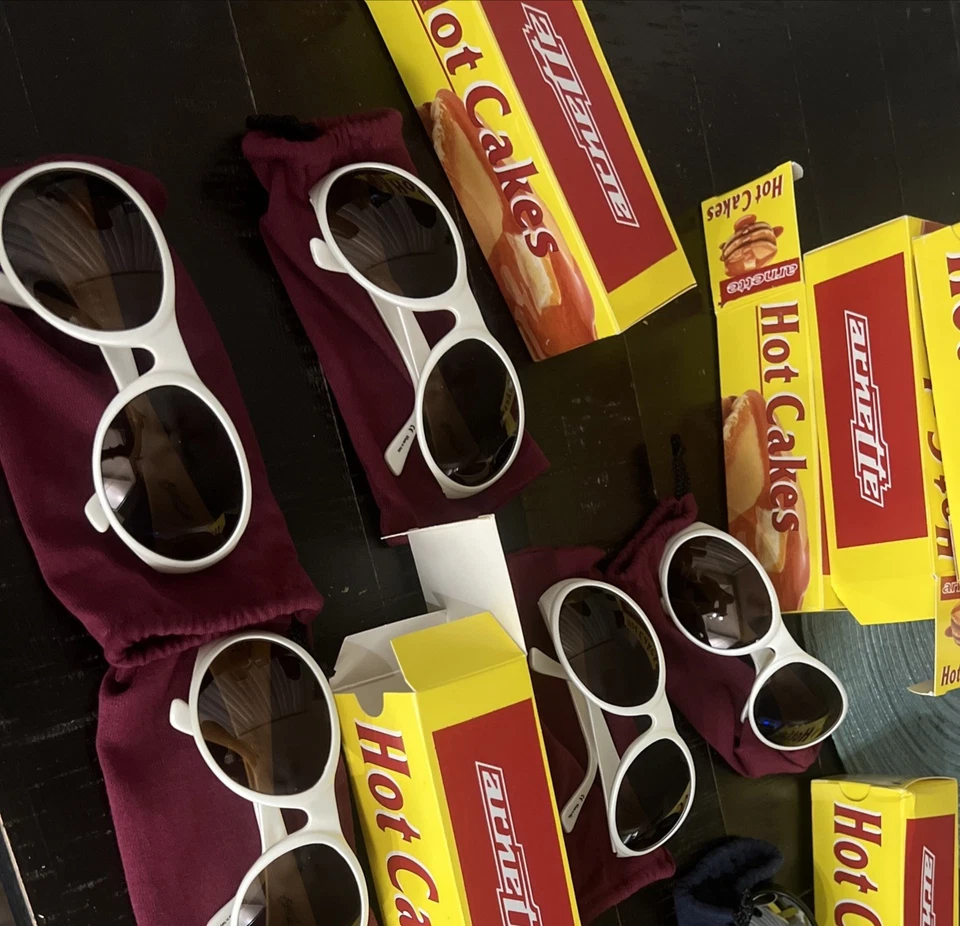 Gafas de sol vintage Arnette Arnet eslogan Hot Cakes - marco blanco (5 disponibles)  Foto 1 de 1