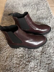 Steve Madden Burgundy Ottis Patent Leather Rain Boots/Booties 7.5