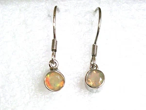 Opal Dangle Earrings / 925 Sterling Silver / 1 inch long / 0.68 cts - Picture 1 of 5