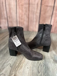 DI FONTANA WOMENS GREY FAUX SNAKESKIN ANKLE BOOTS SIDE ZIP SIZE 38 USA 7 NIB - Picture 1 of 7