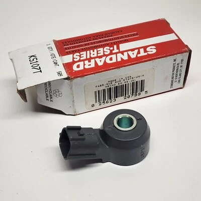 Ignition Knock (Detonation) Sensor-Sensor Standard KS107T - Image 1 of 4