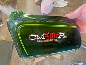 Honda NOS left air cleaner cover CM400 CM 400 Hondamatic 1980 Candy Holly Green - Foto 1 di 6