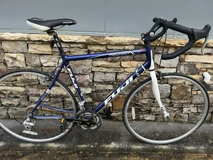 Fuji 4.0 Newest Road Bike - Picture 1 of 3