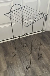 Soporte de teléfono con estante de alambre moderno vintage de mediados de siglo soporte de planta de 2 niveles - Imagen 1 de 11