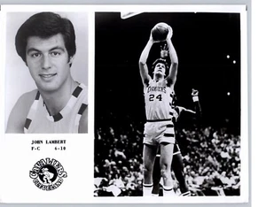 JOHN LAMBERT Team ausgestellt Cleveland Cavaliers 1977 8 x 10 schwarz & weiß PRESSEFOTO - Bild 1 von 2