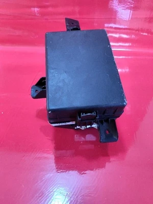 13-16 Hyundai Genesis Coupe 3.8L V6 Engine Compartment Fuse Box Junction Block - Image 1 of 4