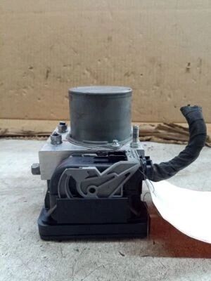 Used ABS Pump and Motor Assembly fits: 2020 Ram Promaster 3500 van assembly from - Image 1 of 4