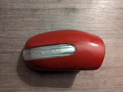 RARO OEM Mercedes Benz C200 W203 Tapa Espejo Cubierta Rojo Señal de Giro Lado Derecho Derecho Derecha Foto 1 de 4