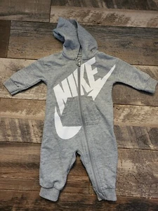 Mono Nike para bebé - Imagen 1 de 4