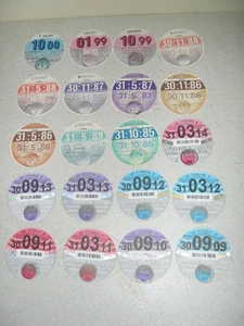 20 X ASSORTED GENUINE VINTAGE CAR TAX DISCS VARIOUS DATES - Picture 1 of 5