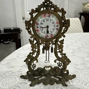 Abrigo de invierno Gebr de colección Alemania latón ornamentado, estuche de bronce, con movimiento de llave herida - Imagen 1 de 10