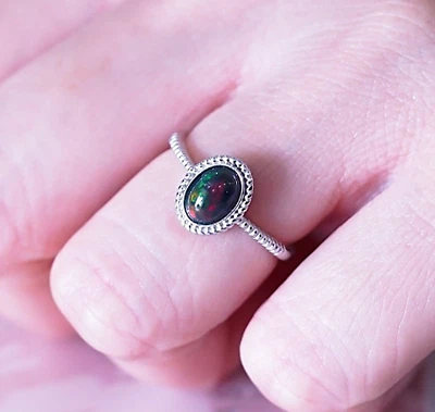 Anello ovale opale nero naturale - anello in argento sterling 925 - anello... - Immagine 1 di 4