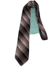 Wembley Multi Color Tie Acrylic Wool Polyamide Made In The USA - Picture 1 of 7