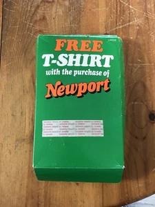 Rara maglietta Newport Cigarettes 1991 grande vintage nuova scatola aperta difettosa LEGGI - Foto 1 di 5
