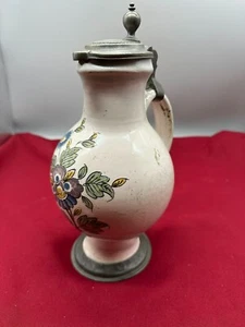 ANTIGUA JARRA DE CERÁMICA PINTADA A MANO CON MONTURA DE ESTAÑO SIGLO XIX TES - Imagen 1 de 12