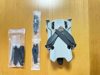 drone Dji Mini 4 PRO solo drone e una batteria, come NUOVO! - Image 1 of 4