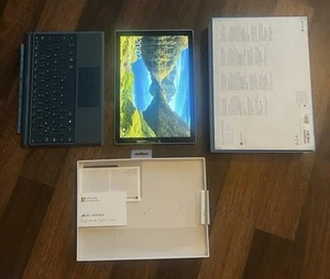 Surface Pro 5 - Bild 1 von 4