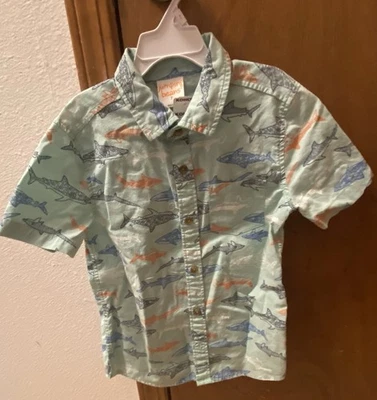 Camisa con botones estampado de tiburón Jumping Beans para niños talla 7 NUEVA con etiquetas Foto 1 de 3