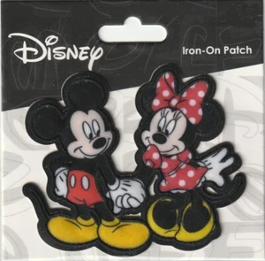 Disney Mickey & Minnie Holding Hands Bügelbild Patch NEU! SCHNELLER KOSTENLOSER Versand! - Bild 1 von 2