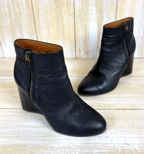 Lanvin Women's Baba Black Goatskin Leather Wedge Zip Bootie Size 38 Size 7.5 US - Picture 1 of 12