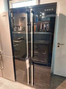 Smeg FQ960BL5 French-Door Kühlschrank Ausstellungsstück - Bild 1 von 5