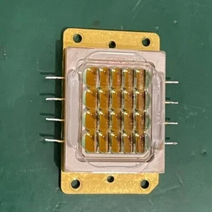USADO para matrices de chips de diodo láser NICHIA NUBM31 455 nm 95 W - Imagen 1 de 4