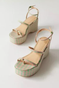 Urban Outfitters UO Nora Strappy Wedge Sandal Size 9 NEW IN BOX - Picture 1 of 4