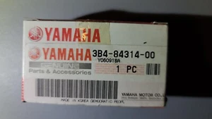Yamaha 3B4-84314-00 Headlight Bulb Genuine OEM New - Picture 1 of 1