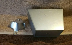 NEW Metal Bottle Cap Opener and Holder Silver - Picture 1 of 9